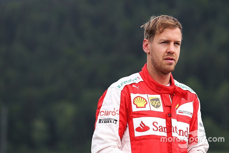 Vettel y Hulkenberg reciben el reto de los comisarios