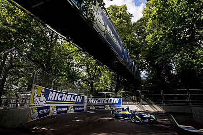 Retour à la normale et départ arrêté pour la Course 2