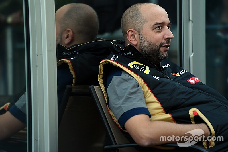 Владелец Lotus утратил интерес к Ф1?