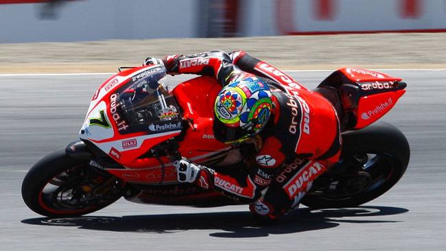Chaz Davies domina gara 1 a Laguna Seca!