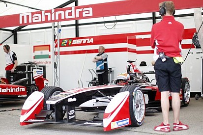 È già rottura fra Mahindra Racing e Trevor Carlin?