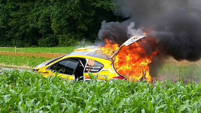 Le fiamme non fermano Sławomir Ogryzek