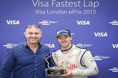 A Sam Bird l'ultimo Visa Fastest Lap Trophy del 2015