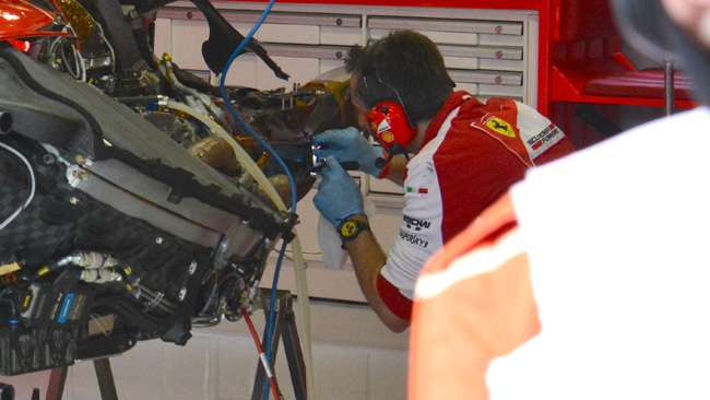 Ferrari: si sostituisce il semiasse rotto di Vettel