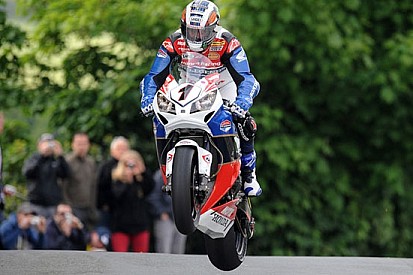 18esimo centro al TT per John McGuinness