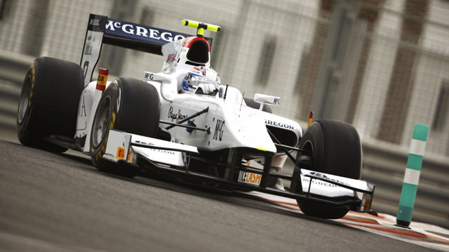 Abu Dhabi, Day 2: Van der Garde chiude al top