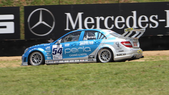 Mercedes in evidenza nelle libere 2 a Kyalami