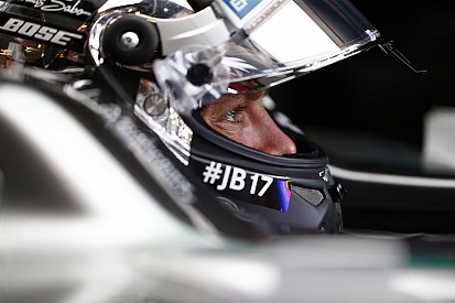 Rosberg, con las manos vacías