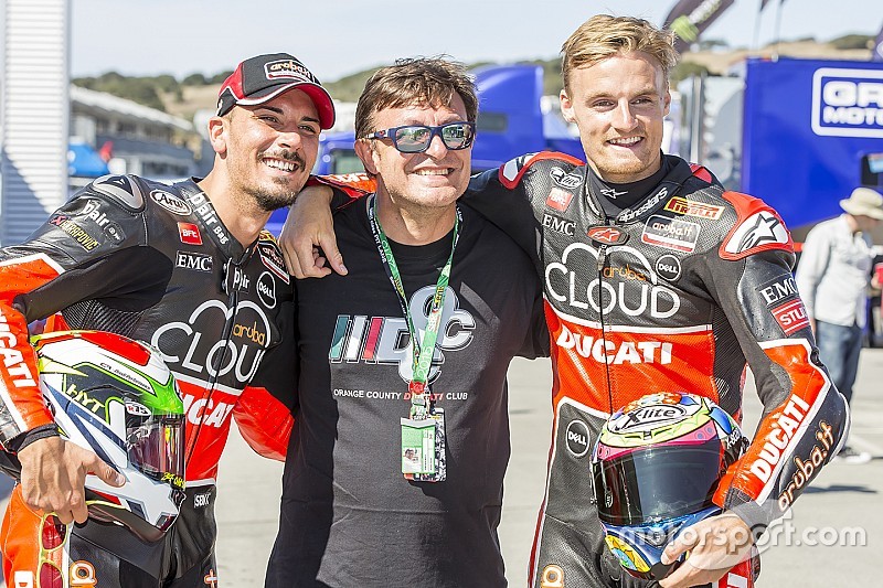 Davies y Giugliano podría firmar esta semana con Ducati
