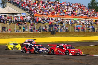 Caos en Stock Car de Brasil: niños y perros invaden la pista