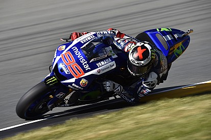 Lorenzo supera a Márquez en la primera práctica de Indianápolis