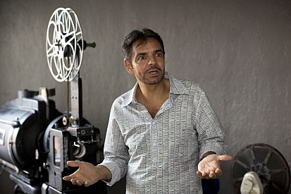 NASCAR anuncia rodaje de película con Eugenio Derbez