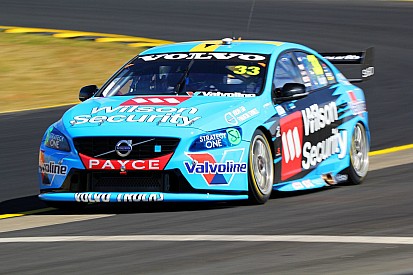 McLaughlin beats Reynolds to Sydney pole