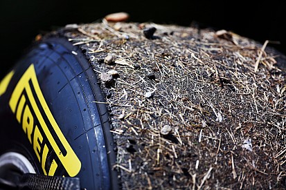 Pirelli culpa a Ferrari por su estrategia arriesgada