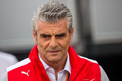 Arrivabene niega que erraron la estrategia con los neumáticos