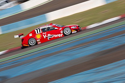 Com tempo arrasador, Valdeno Brito conquista pole em Cascavel