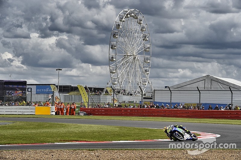 Rossi terminó satisfecho, pero dice que necesita más para el podio