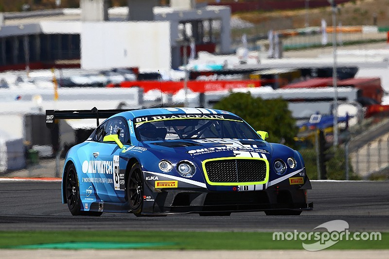 Qualifying Race: Abril e Buhk in pole nella Main Race