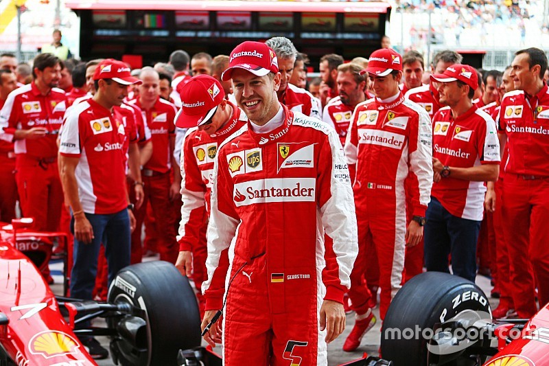Para Ecclestone, Vettel será campeón con Ferrari