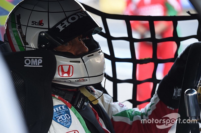 Tarquini pénalisé lors de la course 2