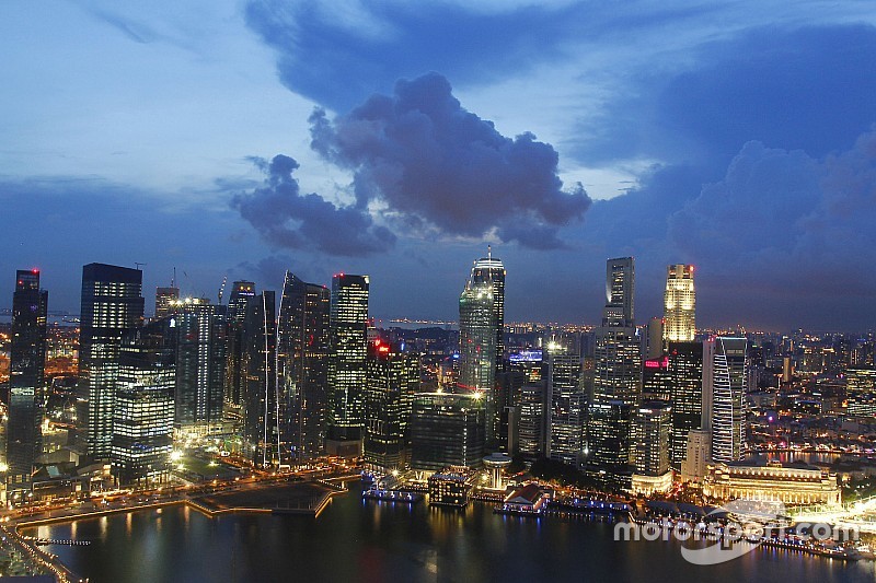 Les organisateurs du GP de Singapour surveillent le niveau de pollution
