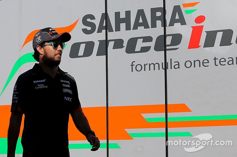 Checo Pérez llega a Singapur con buenas sensaciones