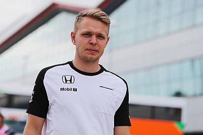 Boullier: "Magnussen altrove? Non diremmo no"