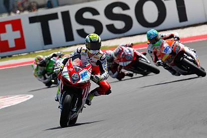 Cluzel blessé, Sofuoglu a une voie royale vers le titre Supersport