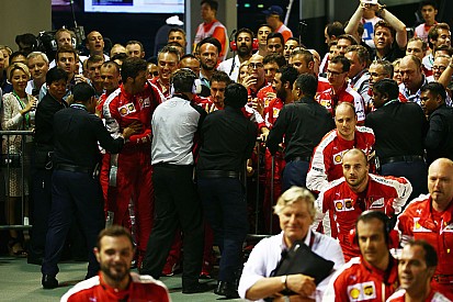 Piden que Ferrari se disculpe por un incidente con sus mecánicos