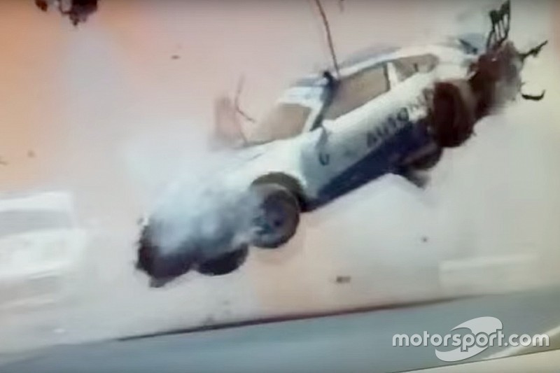 Pedro Piquet se accidenta violentamente en la carrera de Porsche GT3 Cup - video