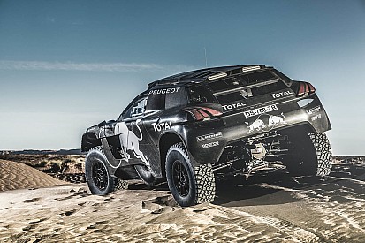 Les nouveautés de la Peugeot 2008 DKR16 en vidéo