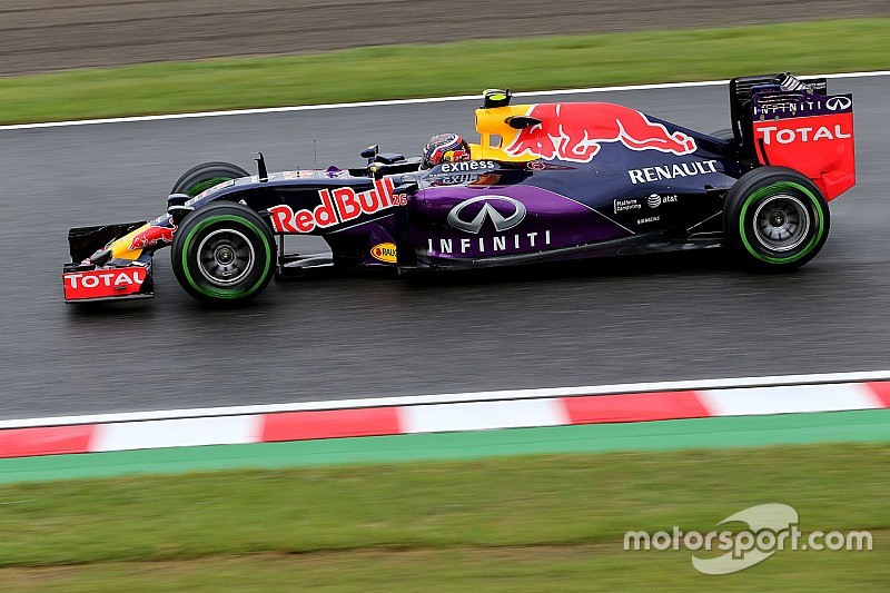 Kvyat controla la segunda práctica en Japón