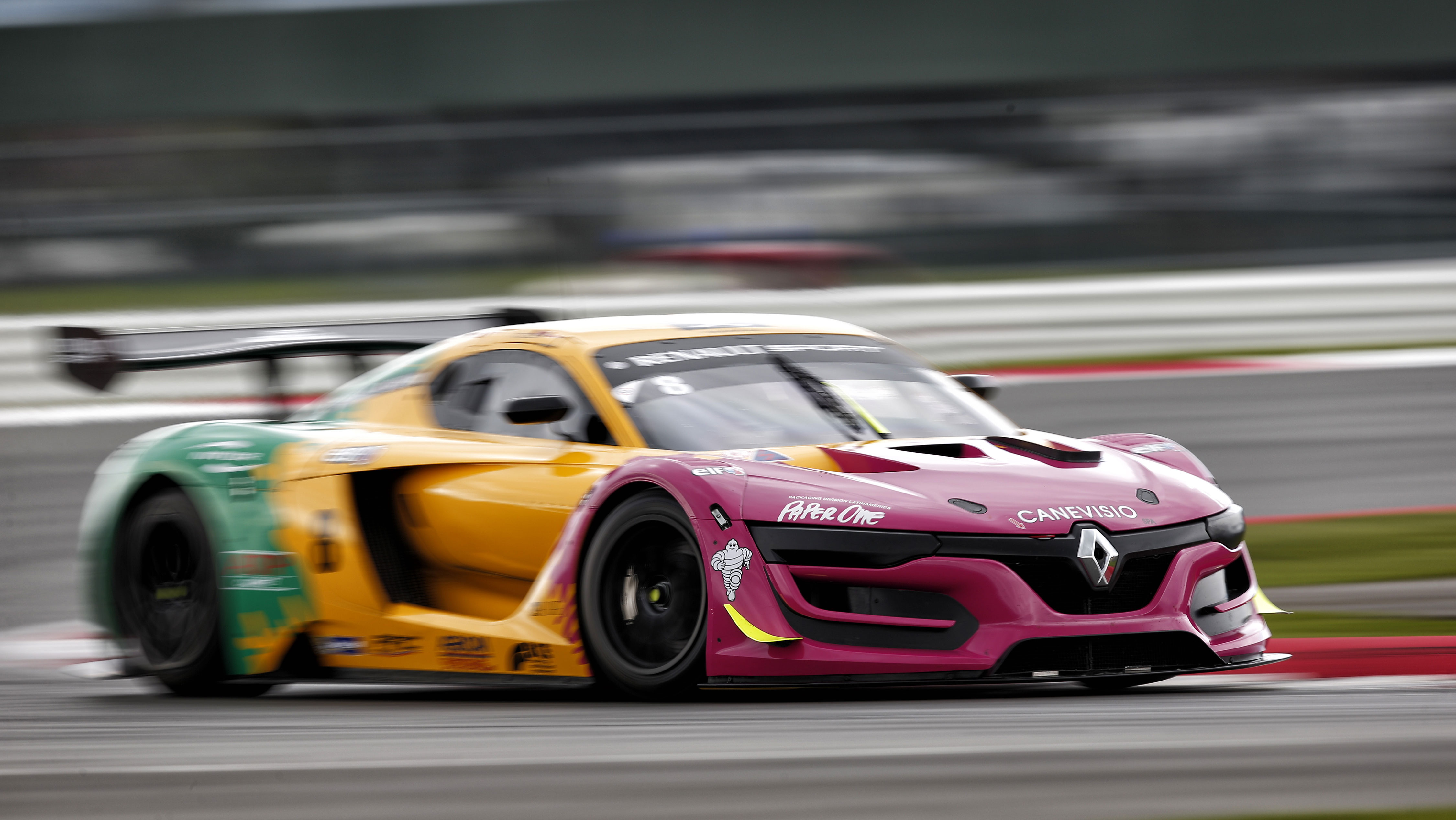 R.S.01: pole di Fumanelli in Elite