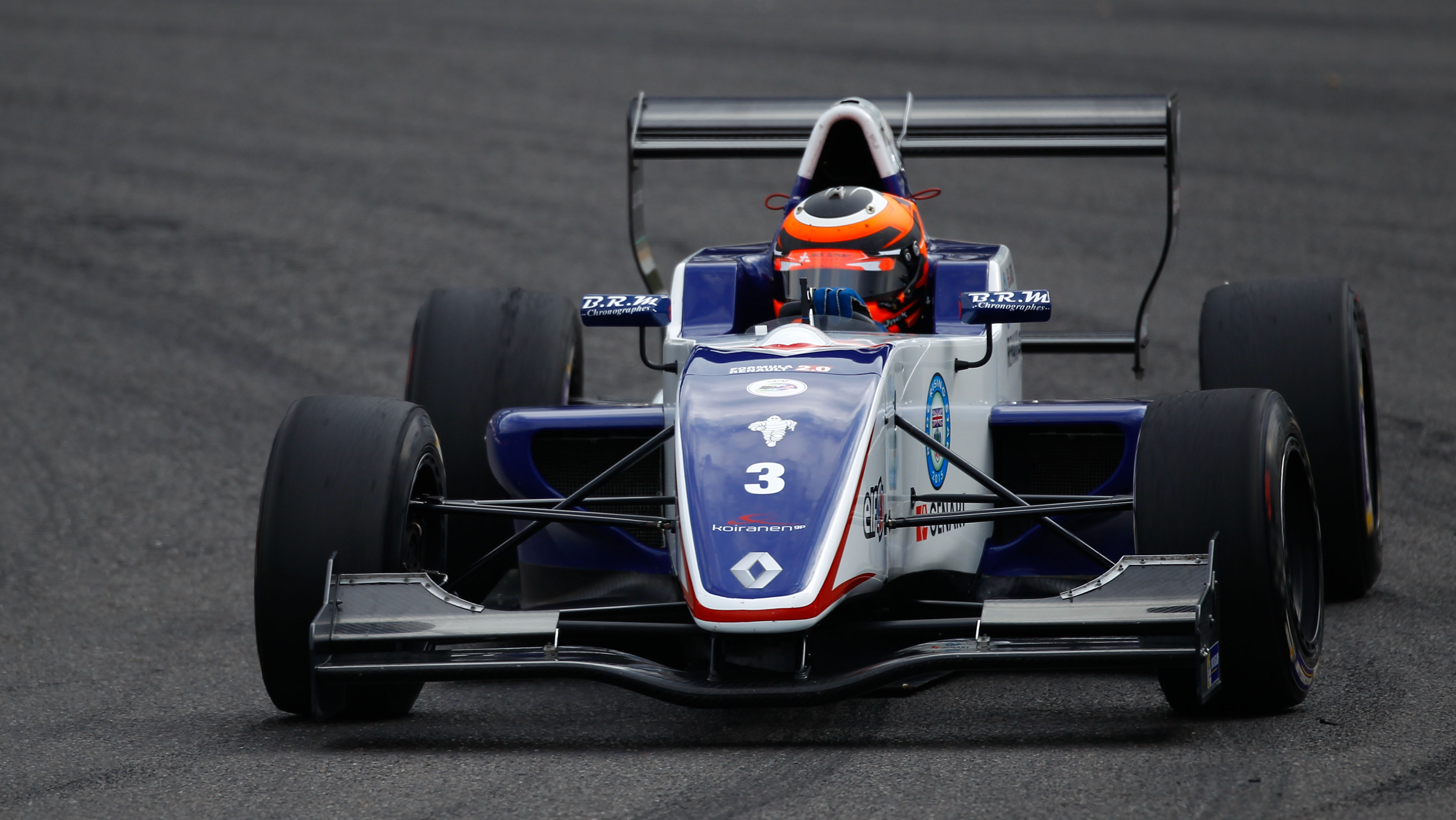 Aitken trionfa in Gara 2 e vola in classifica