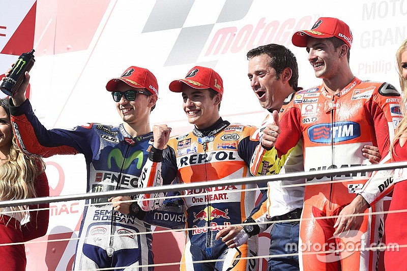 MotoGP澳大利亚菲利普岛站正赛:马奎斯艰难取胜 伊奥内乱中登台