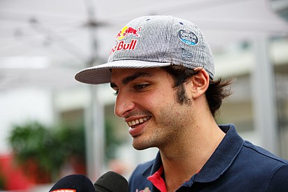 Carlos Sainz Jr. se ha quitado las sombras de su primer año