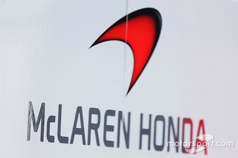 McLaren waarschuwt RBR: ‘Zijn geen charitatieve instelling’