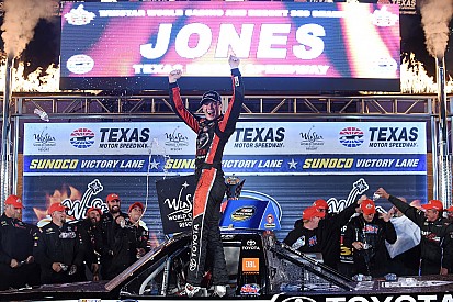 No Texas, Jones domina e volta a vencer pela Truck Series