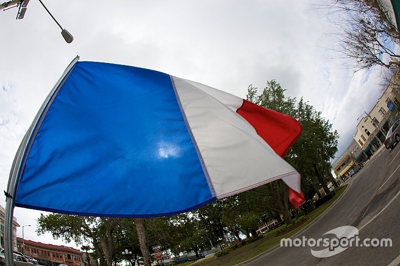 F1将向巴黎恐怖袭击遇难者默哀