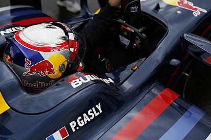 Pierre Gasly batte Vandoorne e centra la pole a Sakhir