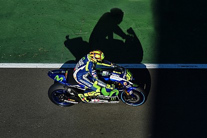 Le patron de Yamaha comprend que Rossi ait été "complètement vidé"