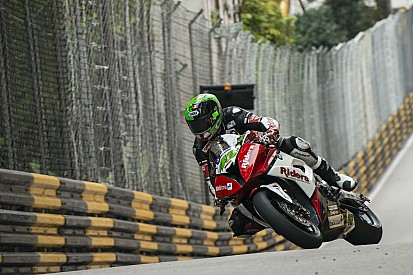 GP Macau: BMW-Fahrer Martin Jessopp auf der Pole-Position