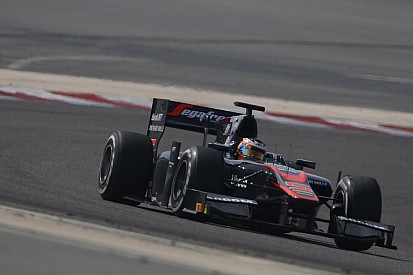 Stoffel Vandoorne wint GP2-race Bahrein op dominante wijze