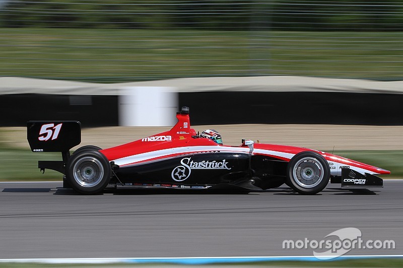 Blackstock staying at Andretti Autosport, leads opening Lights test