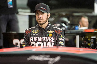 "Frustrated" Truex struggles in title decider