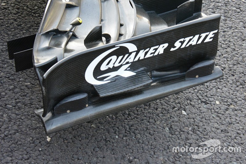 Force India: paratie dell'ala anteriore con tre soffiaggi