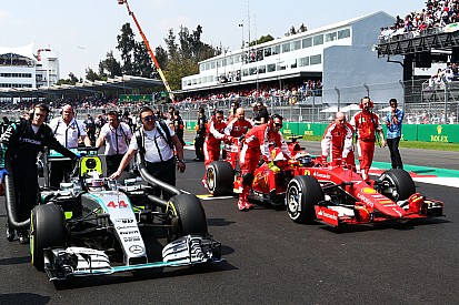 Экклстоун: Mercedes и Ferrari могут уничтожить Формулу 1