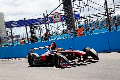 Niente Punta del Este ePrix per Jacques Villeneuve