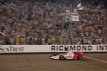 Vidéo IndyCar 2005 - Castroneves montre la voie à Richmond