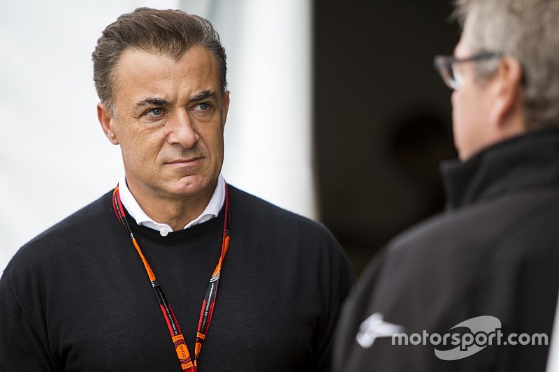 Renault no subirá al podio en 2016, dice Alesi